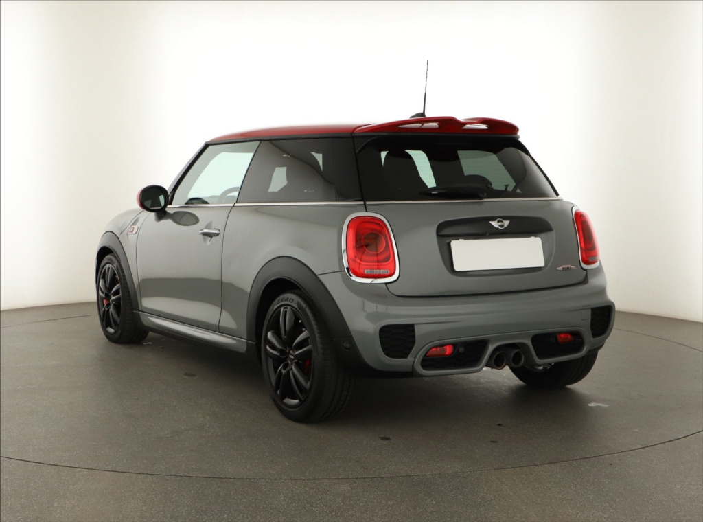 MINI 3-door