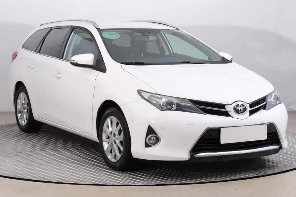 Toyota Auris - 2014