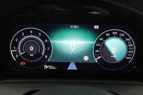 Volkswagen Golf - 2020