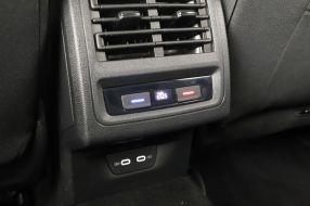 Volkswagen Golf - 2020