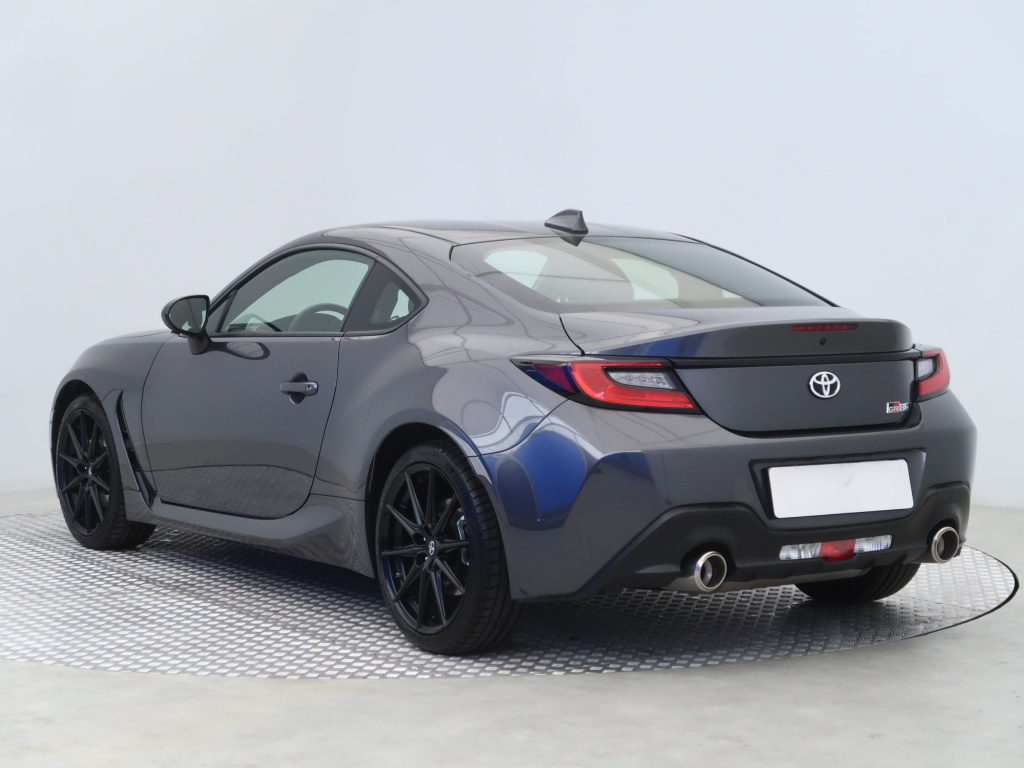 Toyota GR 86