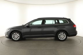 Volkswagen Passat - 2016