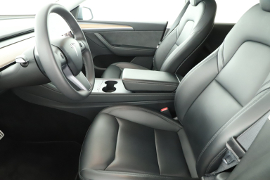 Tesla Model Y - 2023