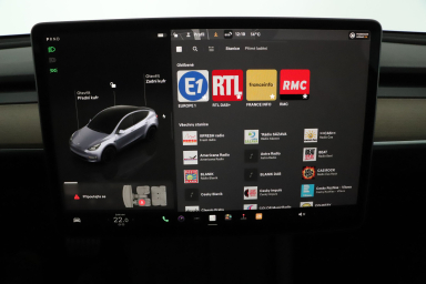 Tesla Model Y - 2023