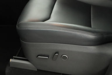 Tesla Model Y - 2023