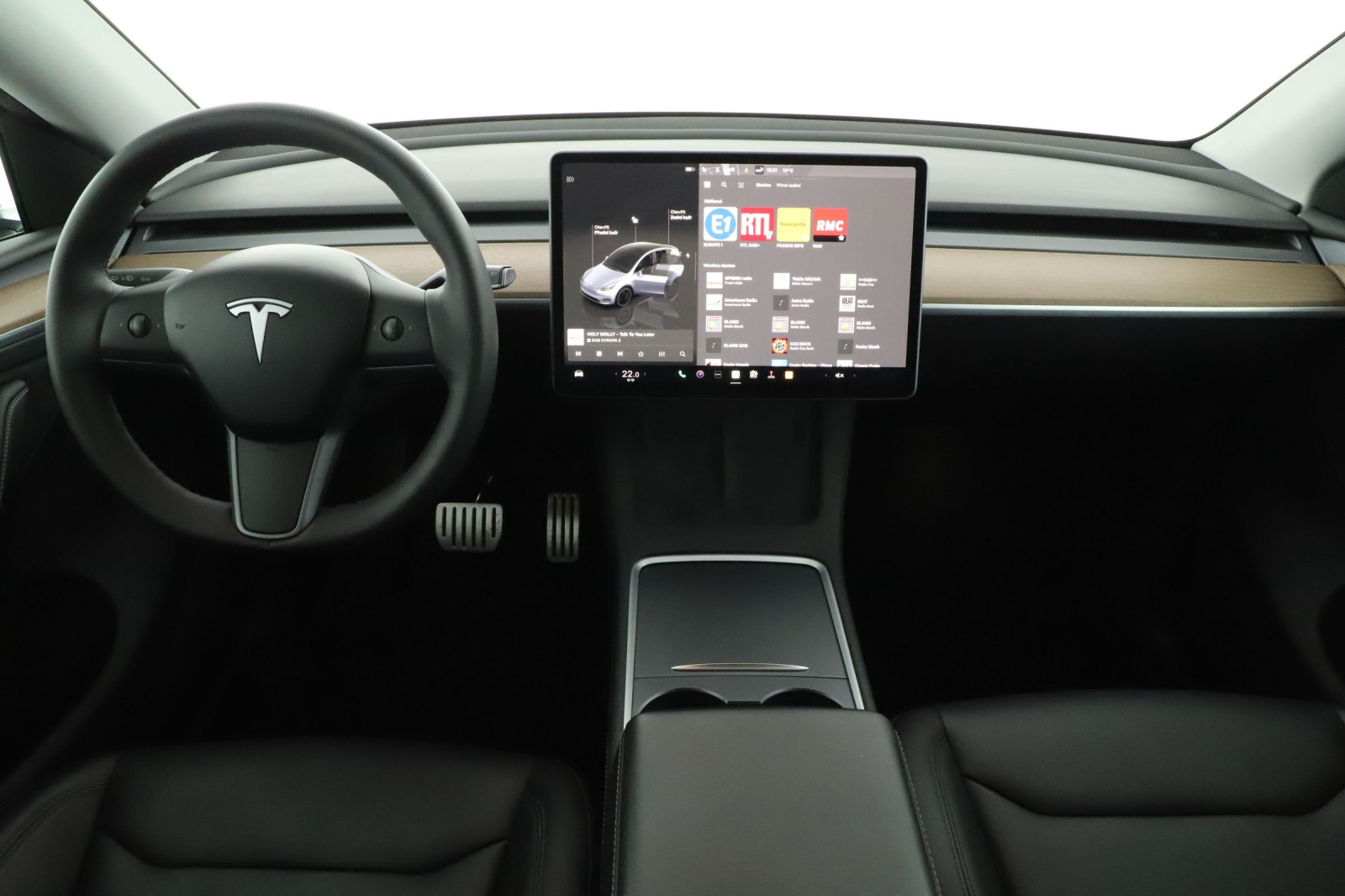Tesla Model Y - 2023