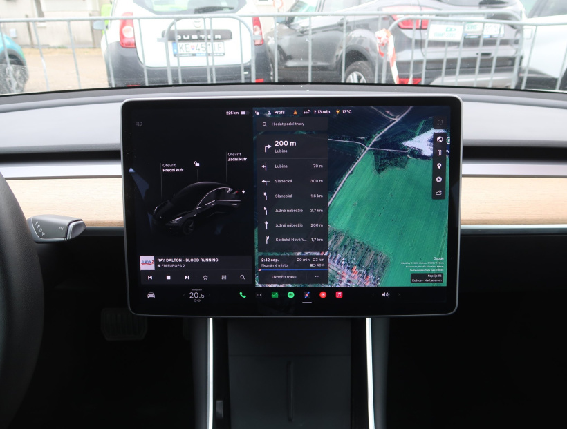 Tesla Model 3, 2020