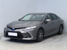Toyota Camry - 2021
