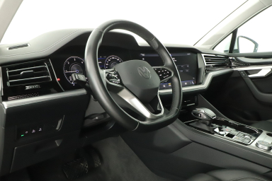 Volkswagen Touareg - 2021