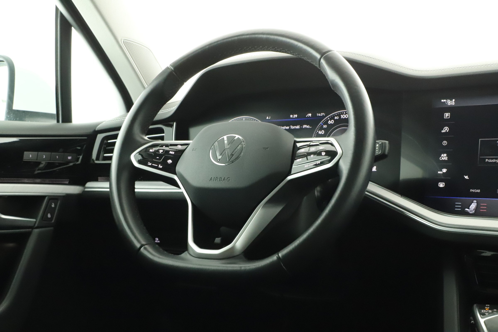 Volkswagen Touareg - 2021