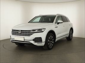 Volkswagen Touareg - 2021