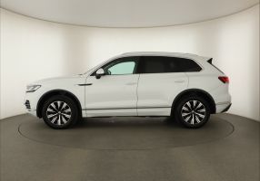 Volkswagen Touareg - 2021
