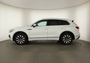 Volkswagen Touareg - 2021