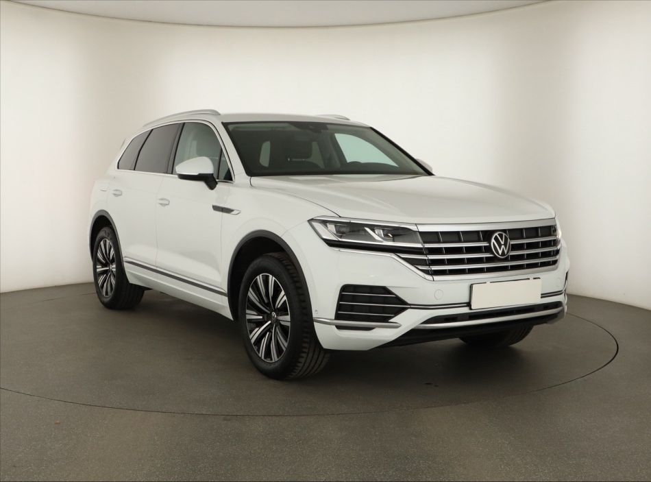 Volkswagen Touareg - 2021