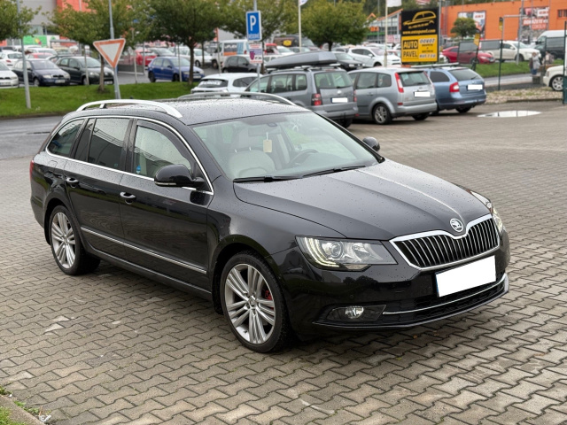 Škoda Superb 2013