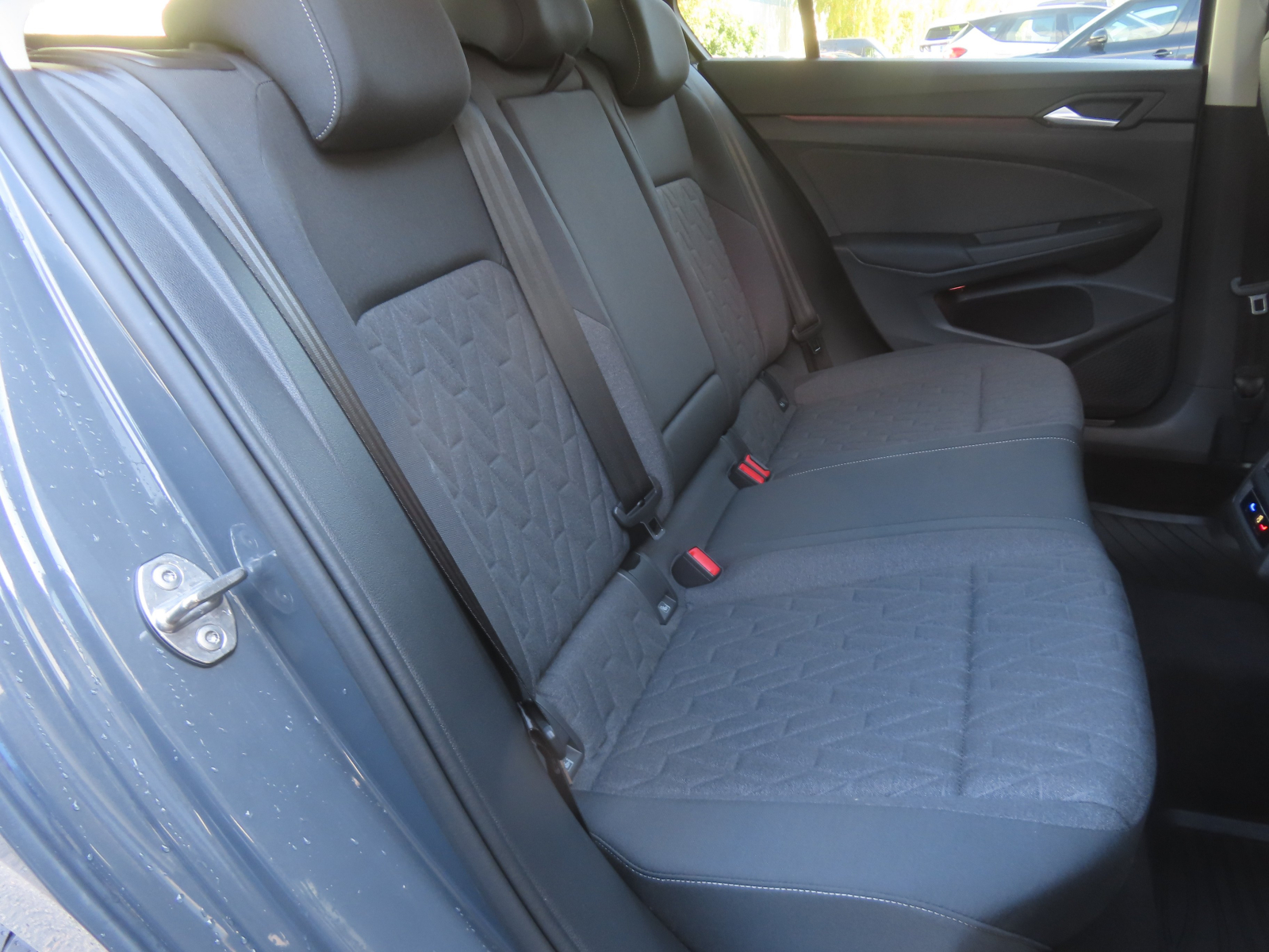 Volkswagen Golf - 2024