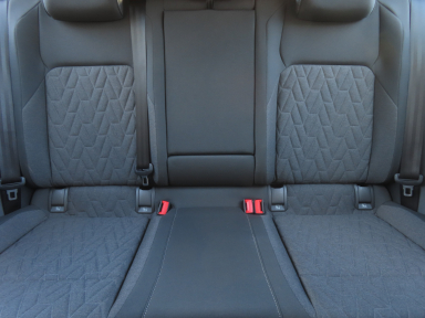 Volkswagen Golf - 2024