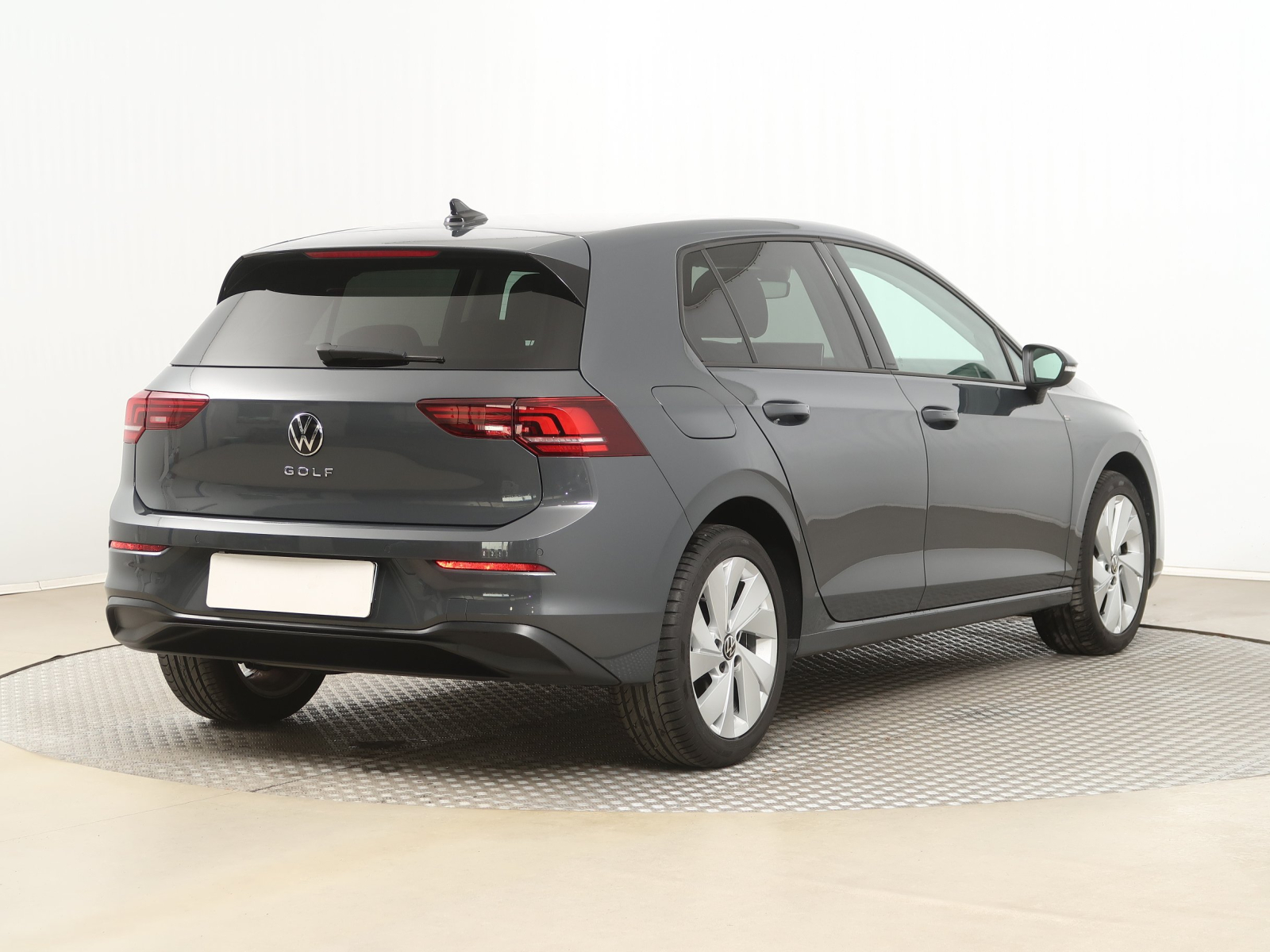 Volkswagen Golf - 2024