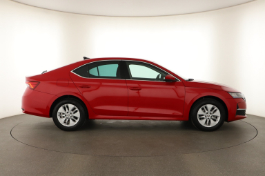 Škoda Octavia - 2024