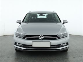 Volkswagen Passat - 2015