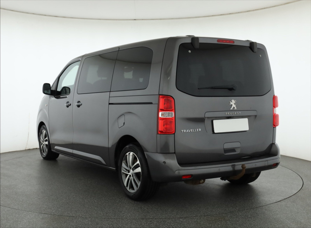 Peugeot Traveller