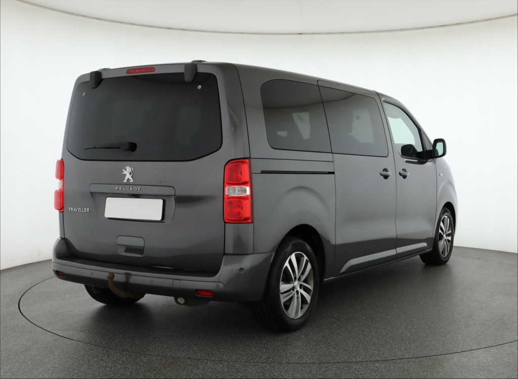 Peugeot Traveller