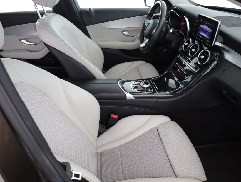 Mercedes-Benz C, 2017