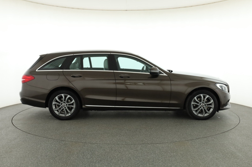 Mercedes-Benz C, 2017