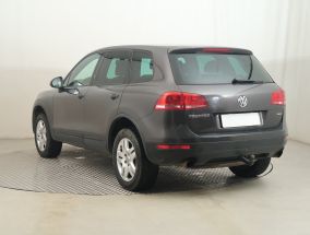 Volkswagen Touareg - 2011