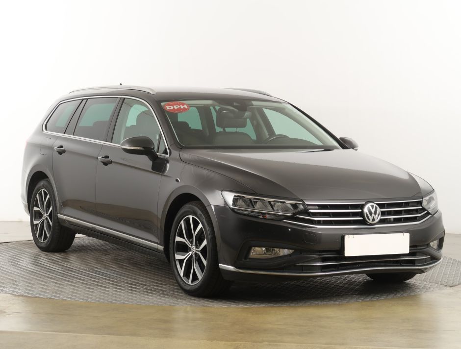 Volkswagen Passat - 2020