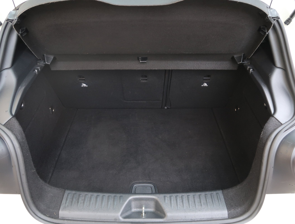 Mercedes-Benz A