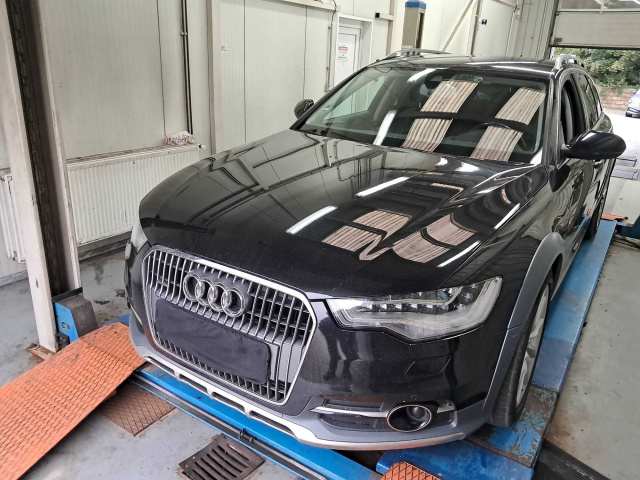 Audi A6 Allroad 2012