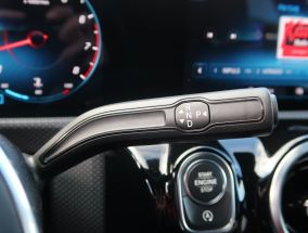 Mercedes-Benz CLA - 2021