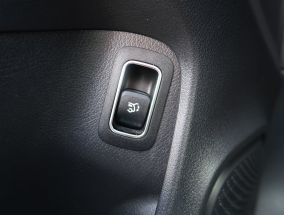Mercedes-Benz CLA - 2021
