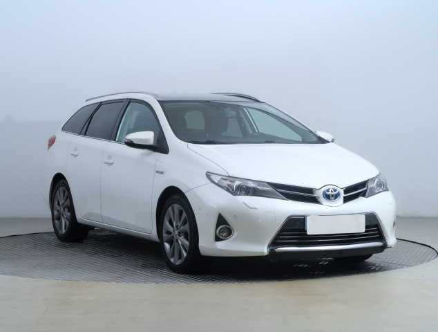 Toyota Auris 2014