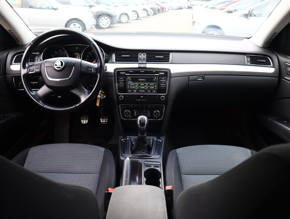 Škoda Superb