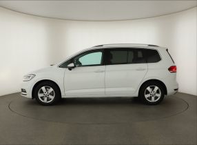 Volkswagen Touran - 2023