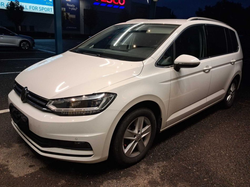 Volkswagen Touran - 2023
