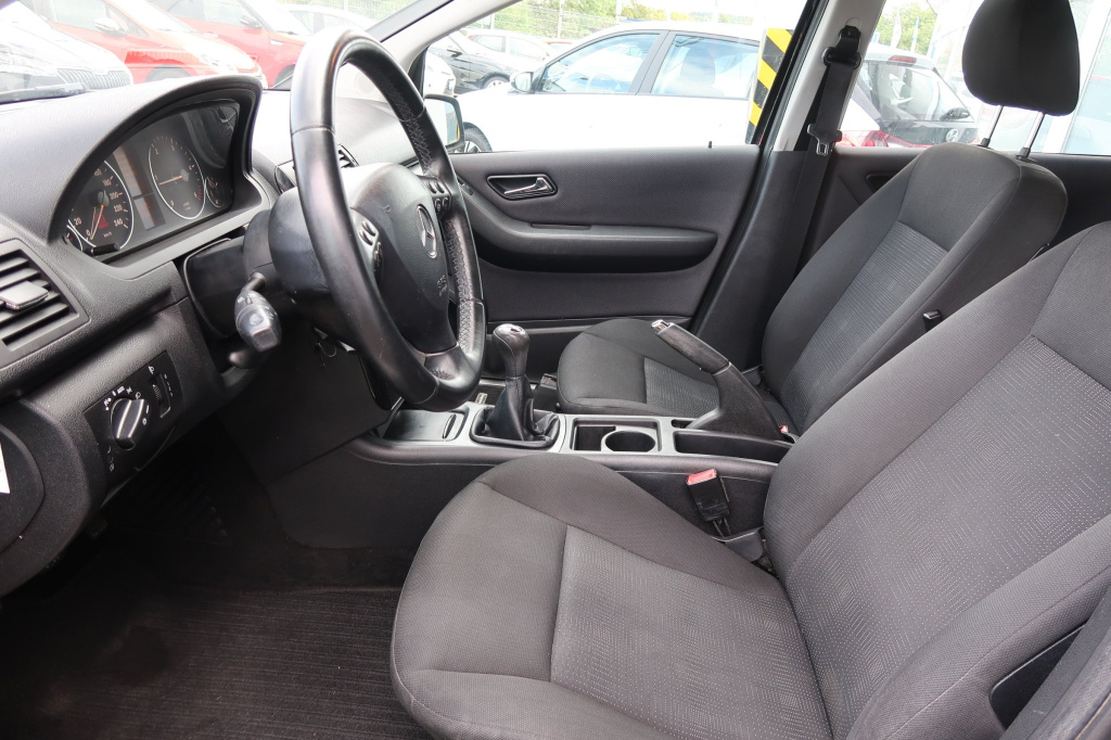 Mercedes-Benz A