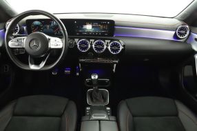 Mercedes-Benz CLA - 2021