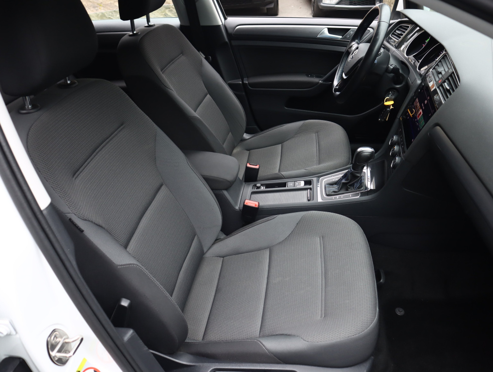 Volkswagen e-Golf
