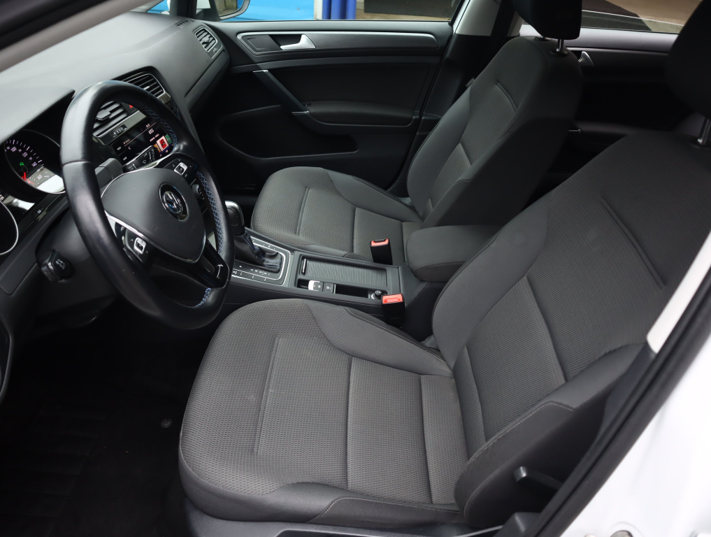 Volkswagen e-Golf