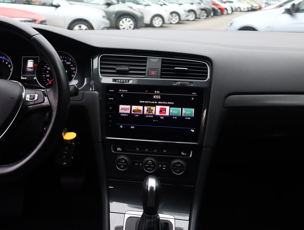 Volkswagen e-Golf