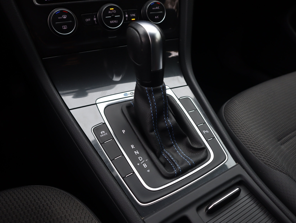 Volkswagen e-Golf