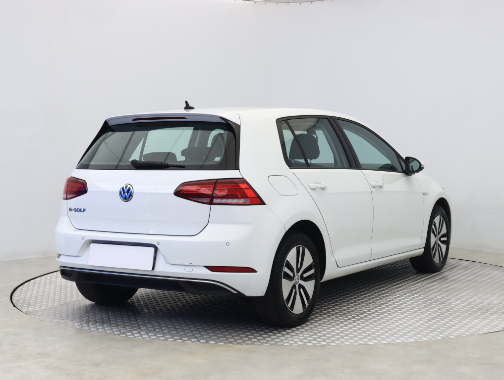 Volkswagen e-Golf