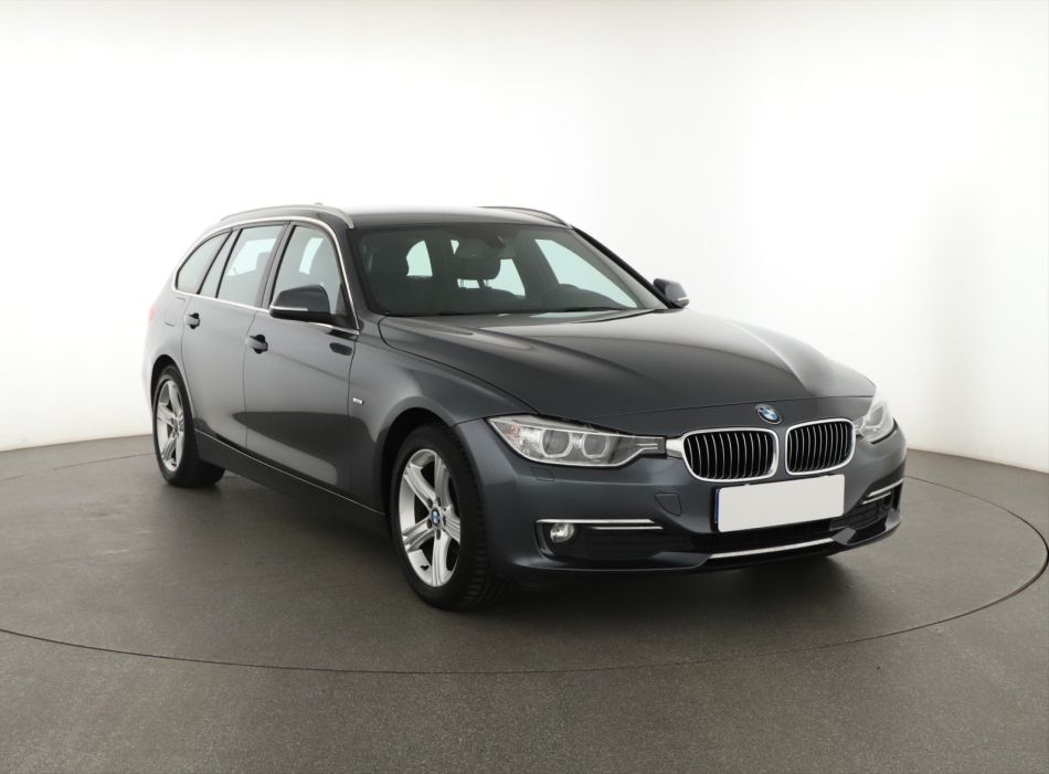 BMW 3 - 2013