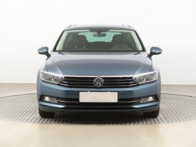 Volkswagen Passat - 2015
