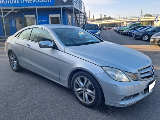 Mercedes-Benz E 2009