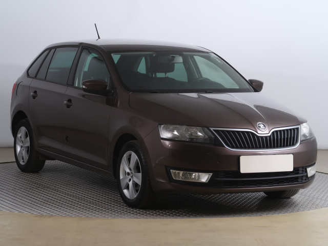 Škoda Rapid Spaceback 2015