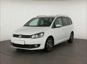 Volkswagen Touran - 2015